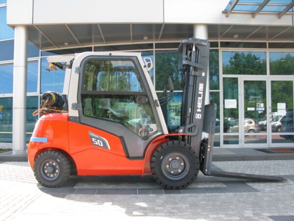 WÓZEK WIDŁOWY HELI CPYD50-KUG3