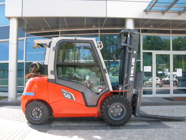 WÓZEK WIDŁOWY HELI CPYD50-KUG3