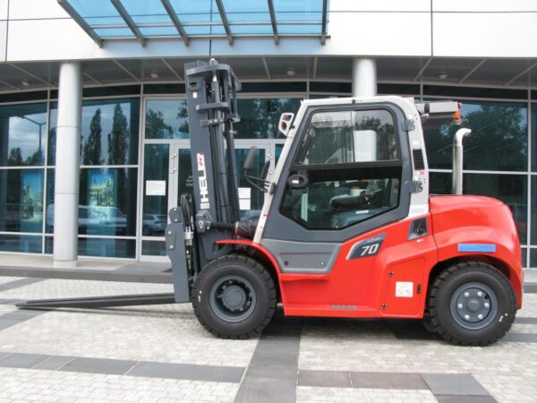 WÓZEK WIDŁOWY HELI CPCD70-CU1G3